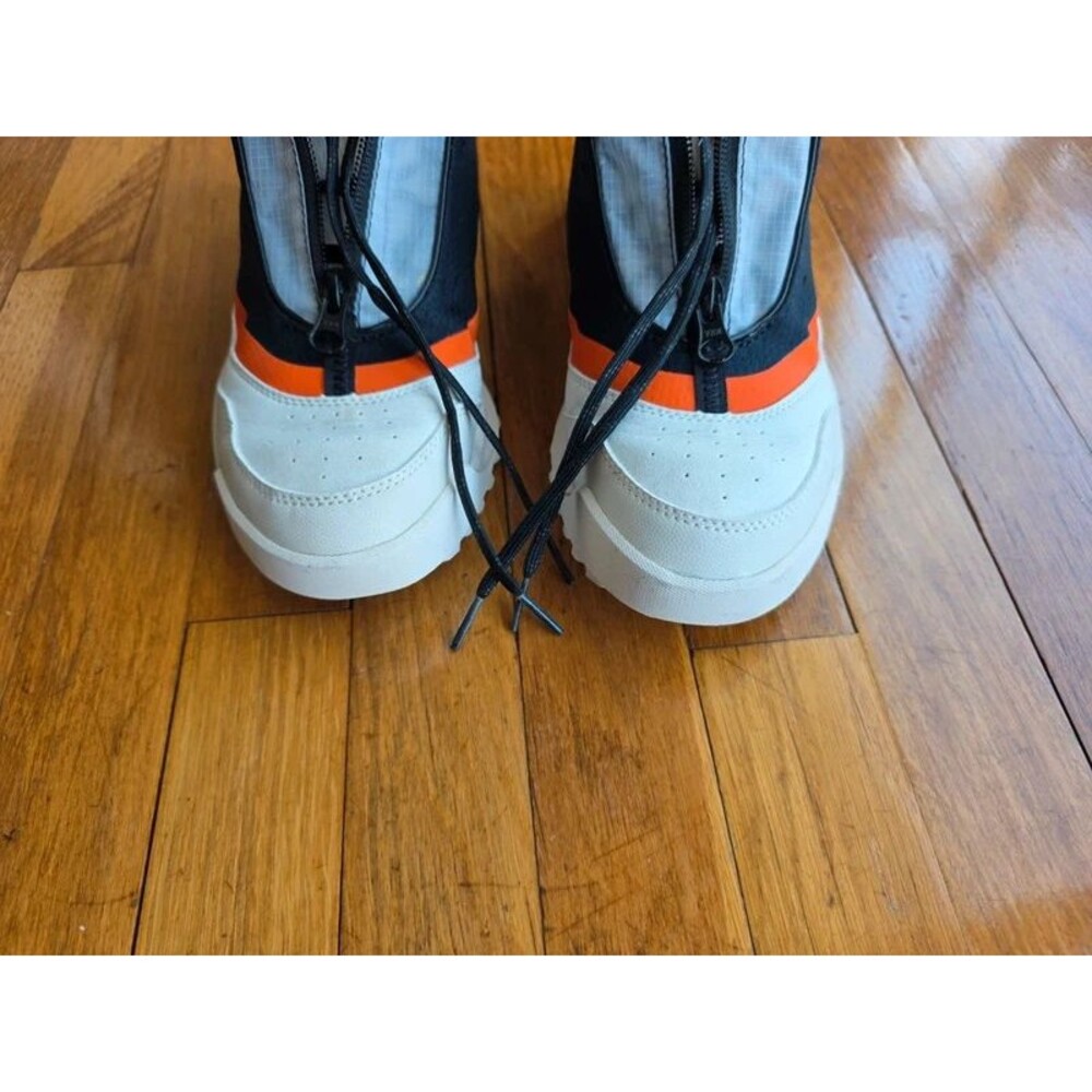 Sorel Kinetic Chunky Sneakers Black White Zip Front Sz 8 EU 39 Trail Style - Picture 5 of 11